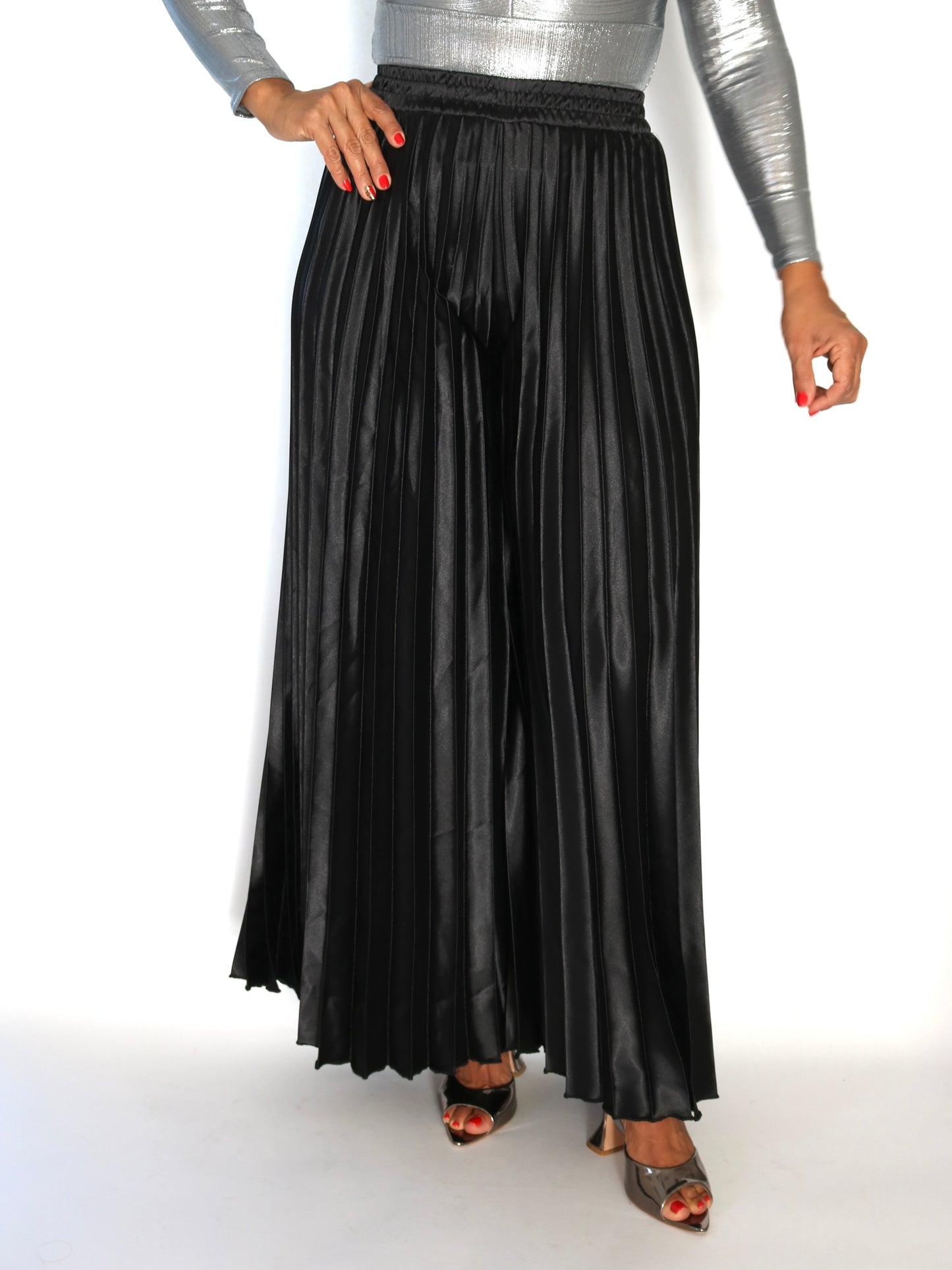 Black Pleated Wide Leg Pants