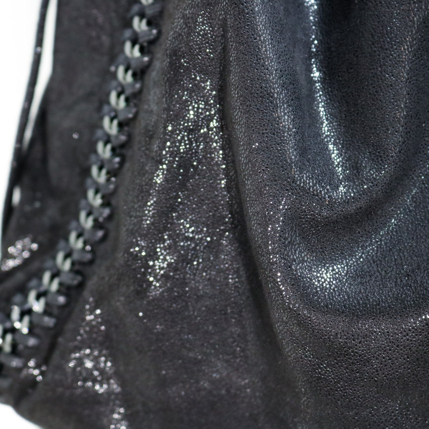 Drawstring bucket bag