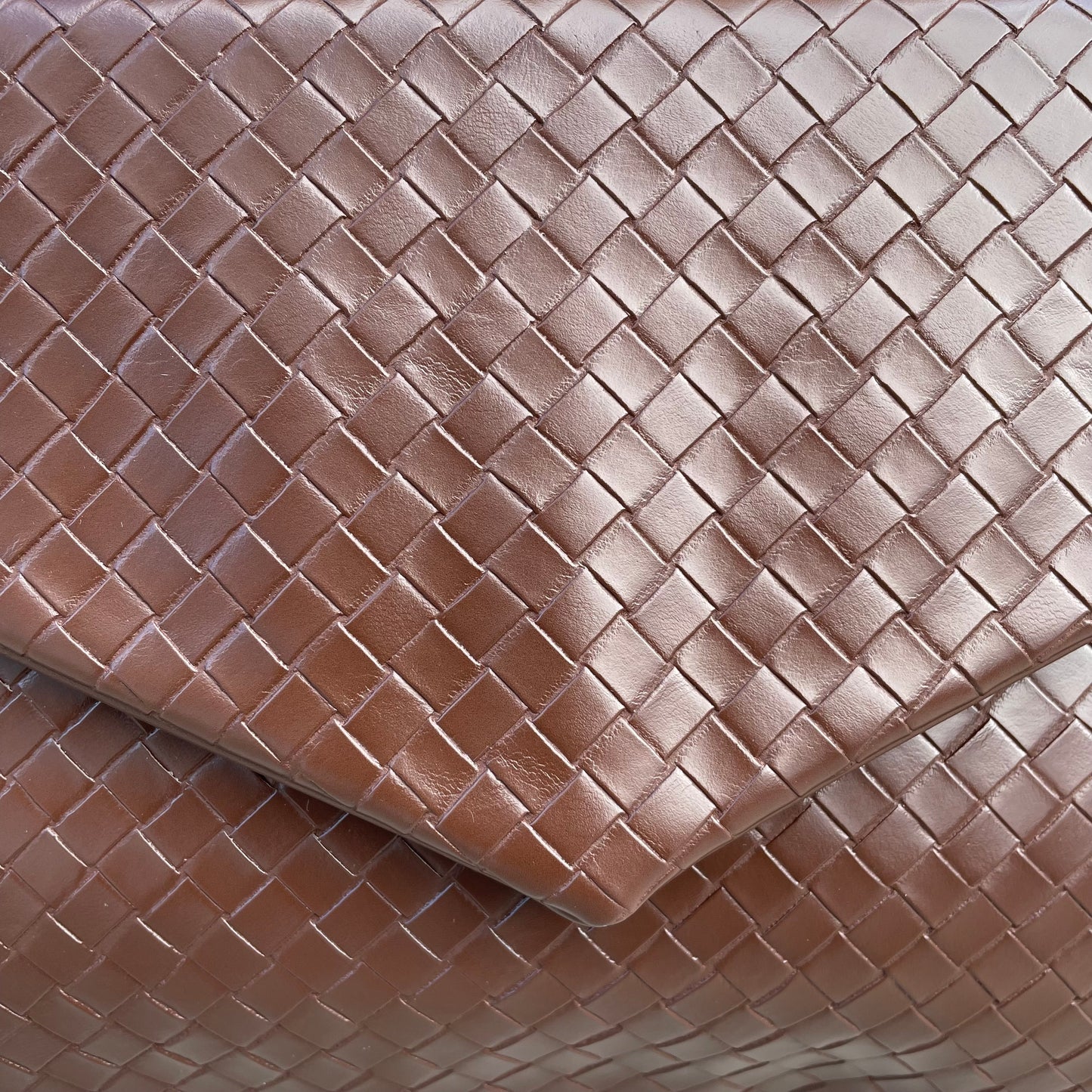 Weave envelope purse