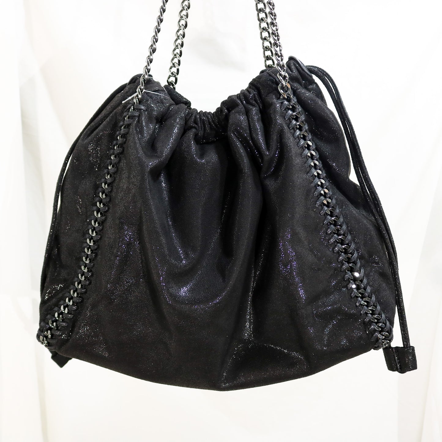 Drawstring bucket bag